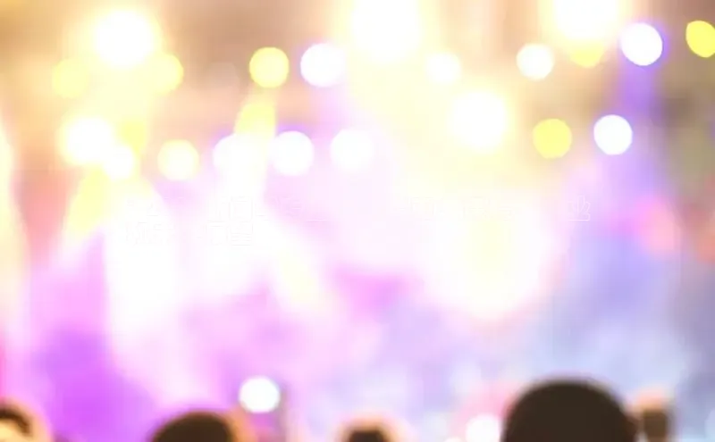 意昂体育4招商度小满支付* 2024新闻学专业必备指南：课程、职业
和未来展望